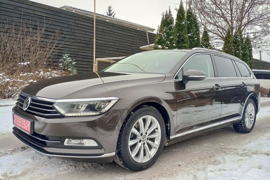 Продам Volkswagen Passat B8 Highline 110кВт 2017 года в Киеве