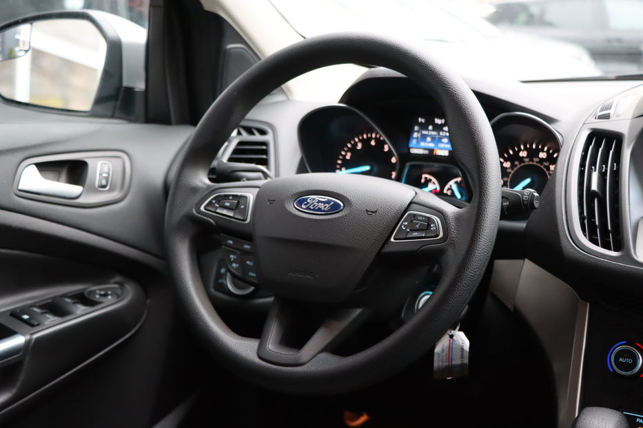 Продам Ford Escape 2019 года в Одессе