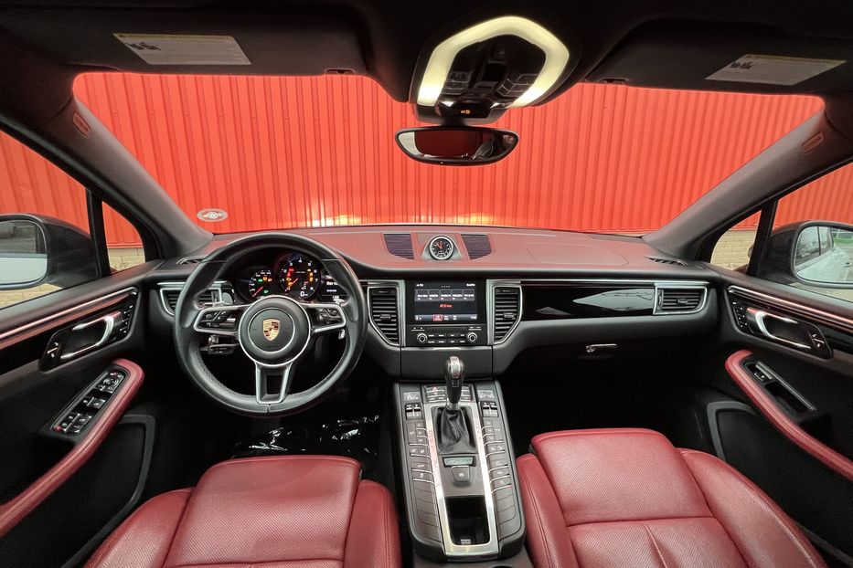 Продам Porsche Macan Full edition  2018 года в Одессе