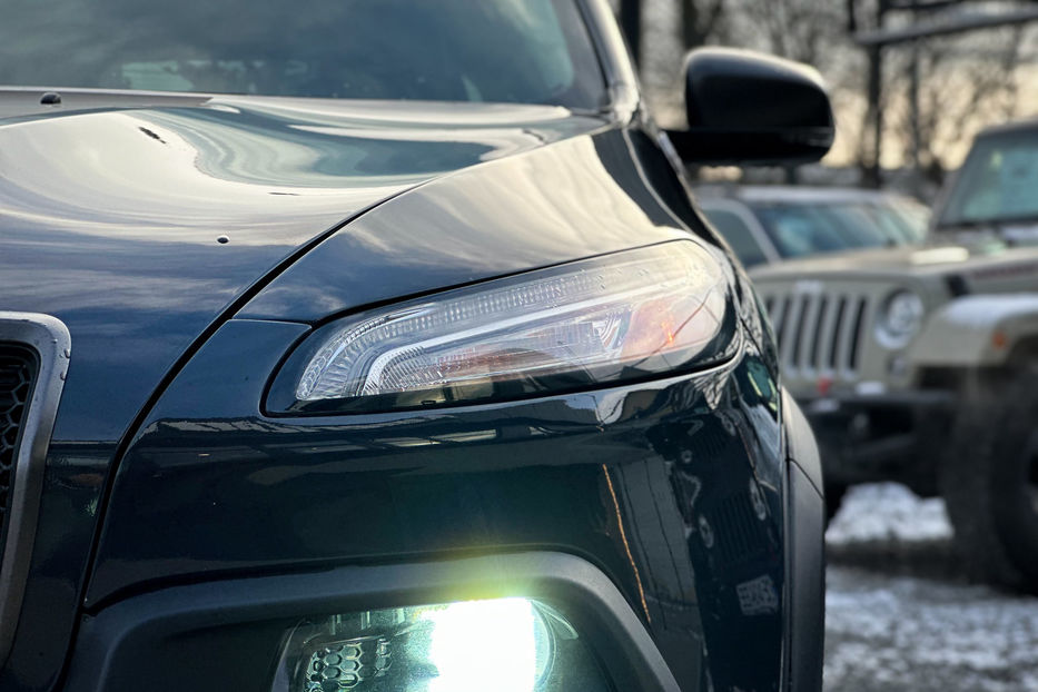 Продам Jeep Cherokee TrailHawk 2017 года в Черновцах