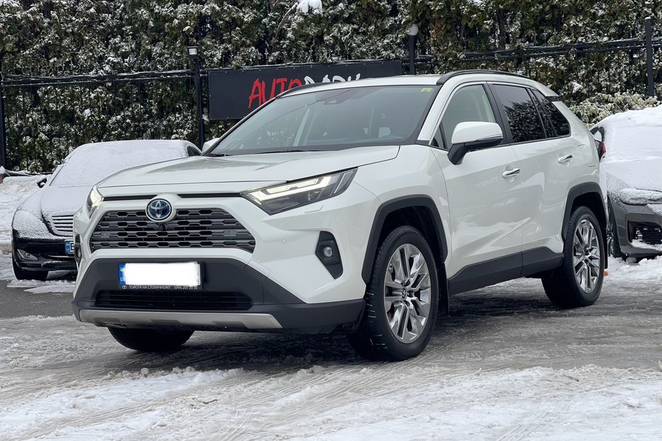 Продам Toyota Rav 4 Hybrid Premium Plus 2022 года в Киеве