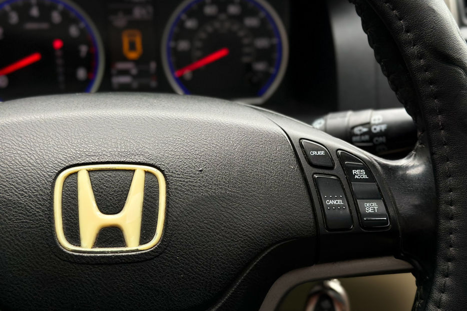 Продам Honda CR-V 2007 года в Черновцах