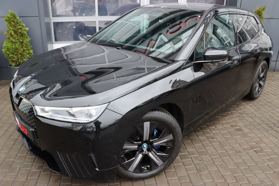 Продам BMW iX 2023 года в Одессе