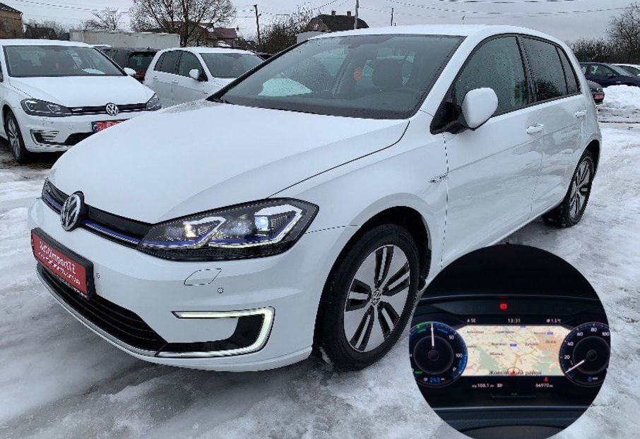 Продам Volkswagen e-Golf 35.8 kWh Virtual Cockpit 2018 года в Львове