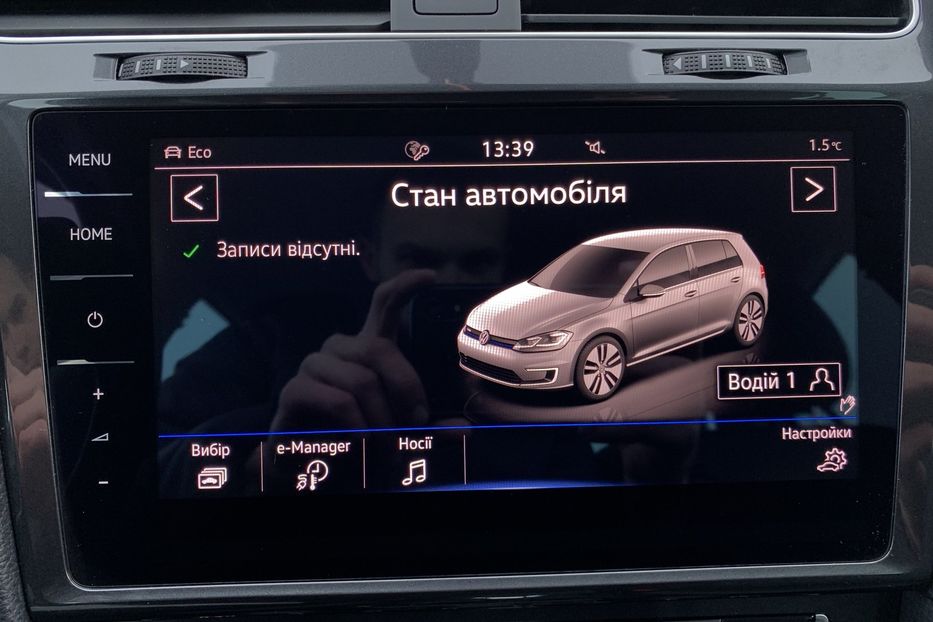 Продам Volkswagen e-Golf 35.8 kWh Virtual Cockpit 2018 года в Львове