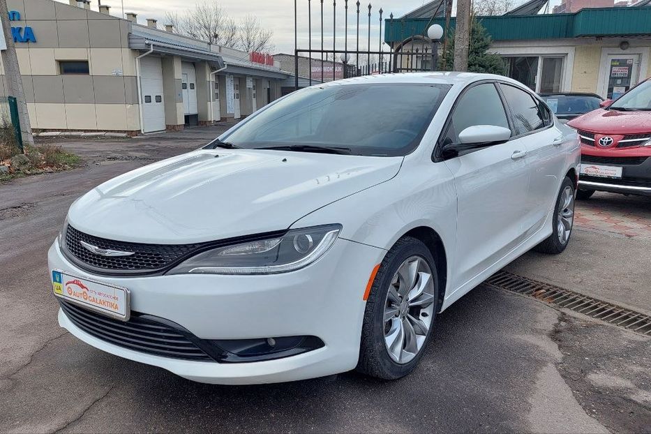 Продам Chrysler 200 2015 года в Николаеве