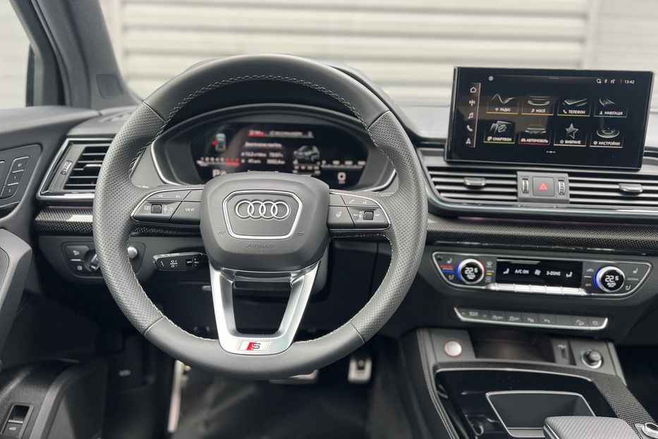 Продам Audi Q5 3.0 TFSI Quattro 2023 года в Киеве