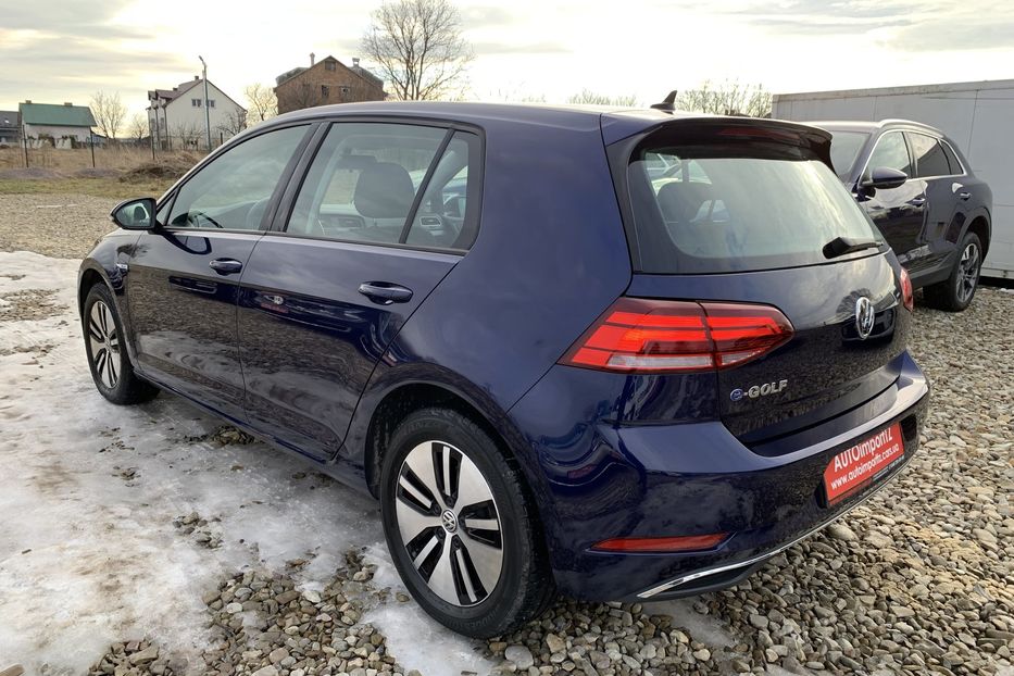 Продам Volkswagen e-Golf 35.8 kWh 100 кВт/136к.с. Круїз 2020 года в Львове