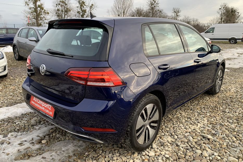 Продам Volkswagen e-Golf 35.8 kWh 100 кВт/136к.с. Круїз 2020 года в Львове