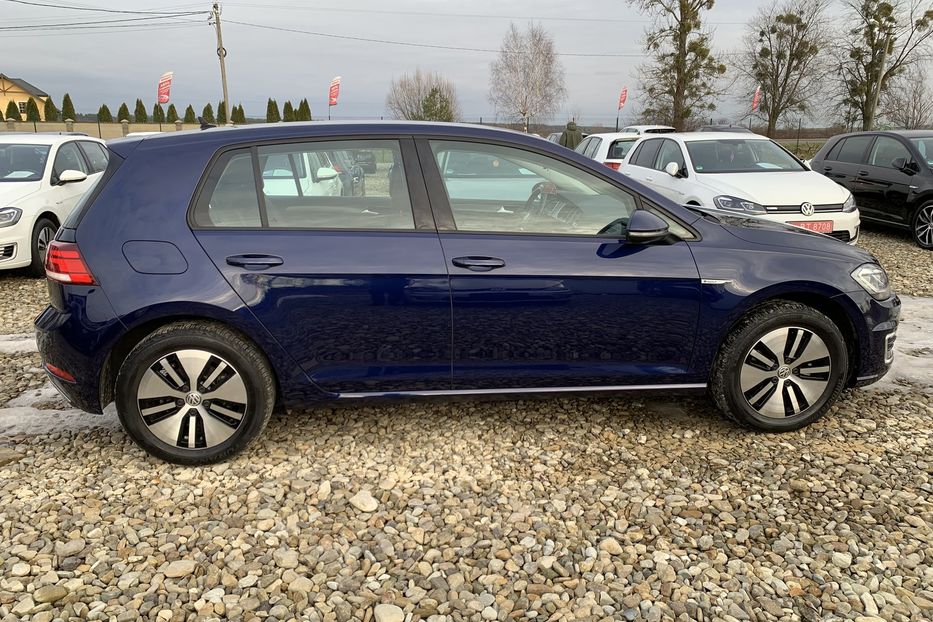 Продам Volkswagen e-Golf 35.8 kWh 100 кВт/136к.с. Круїз 2020 года в Львове