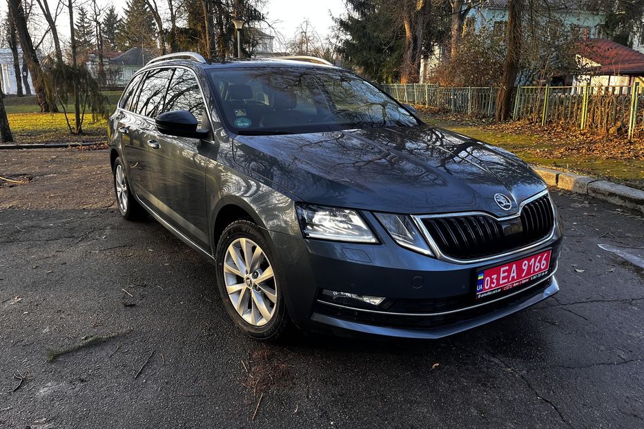 Продам Skoda Octavia A7 Premium Edition  2020 года в Житомире