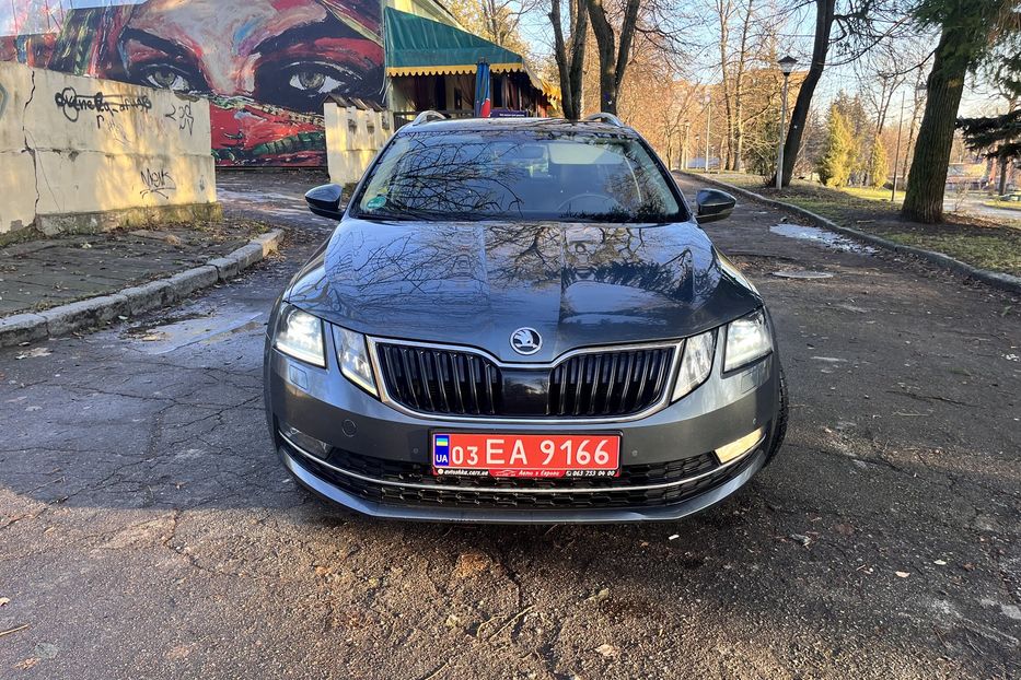 Продам Skoda Octavia A7 Premium Edition  2020 года в Житомире