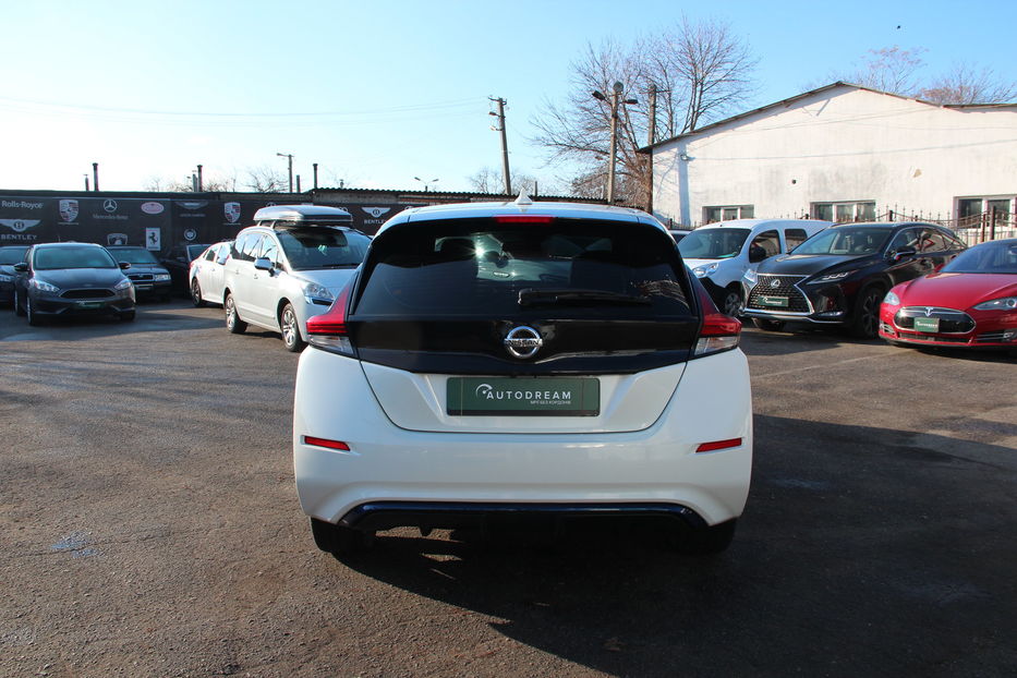 Продам Nissan Leaf SL 2018 года в Одессе