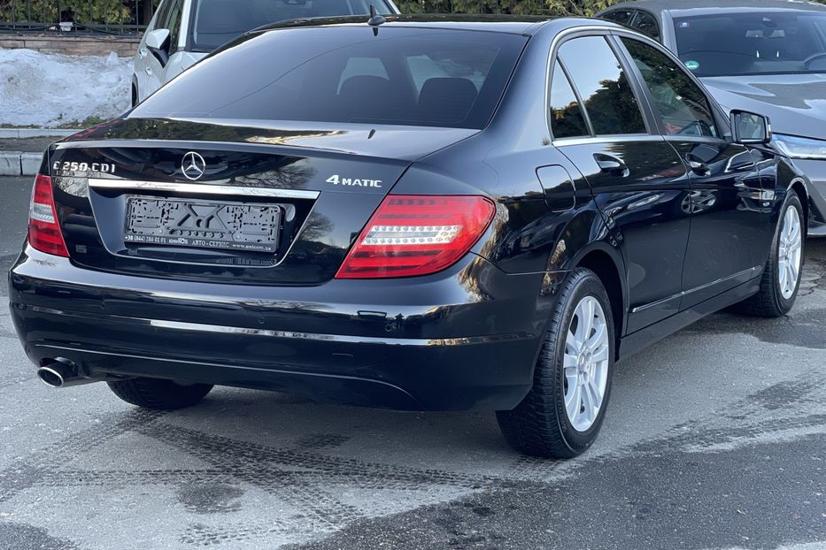 Продам Mercedes-Benz C-Class 250CDI 4MATIC 2012 года в Киеве