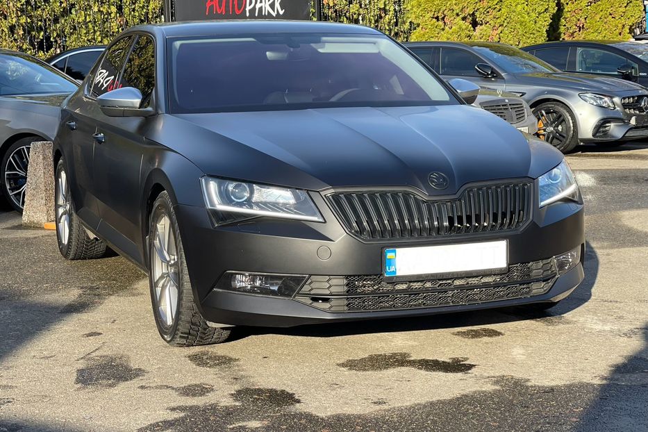 Продам Skoda Superb 2018 года в Киеве