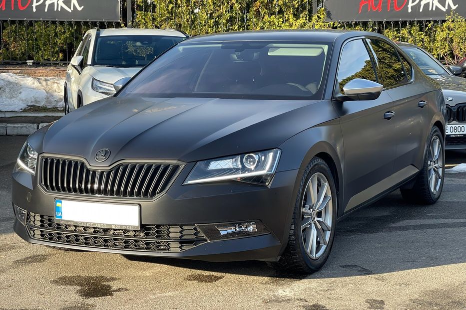 Продам Skoda Superb 2018 года в Киеве