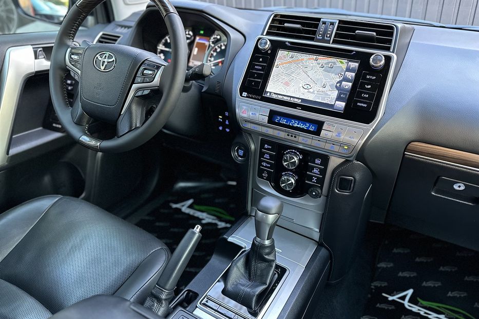 Продам Toyota Land Cruiser Prado 2.8 Diesel Premium 2017 года в Киеве