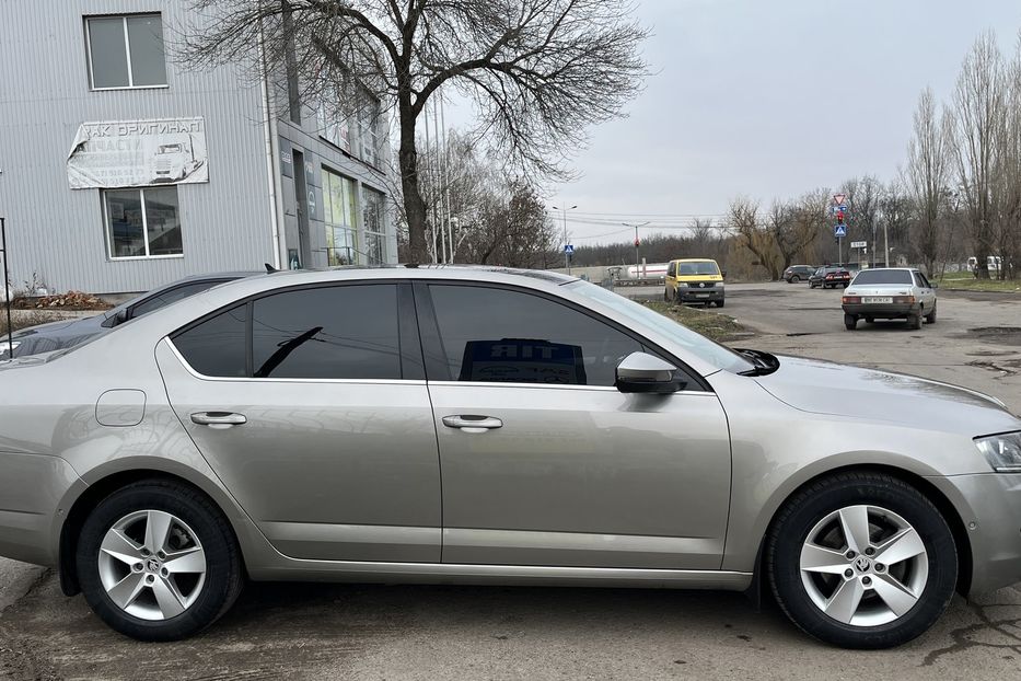 Продам Skoda Octavia A7 Full 2,0 TDI 180 л.с. 2015 года в Николаеве