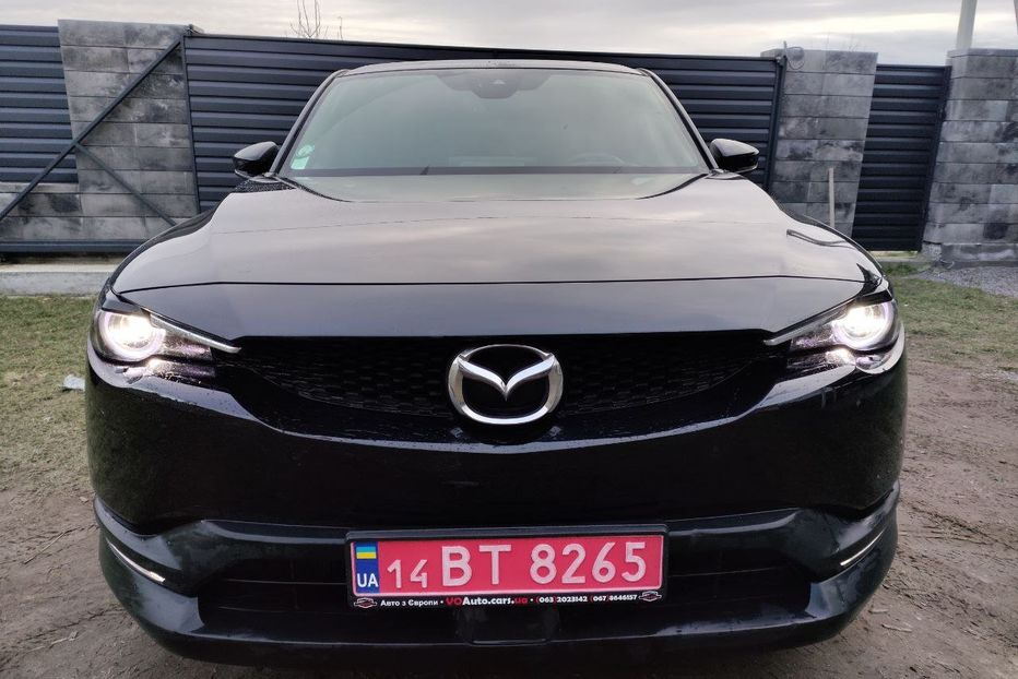 Продам Mazda MX-3 SUV e-Skyactiv 143ch First  2021 года в Львове