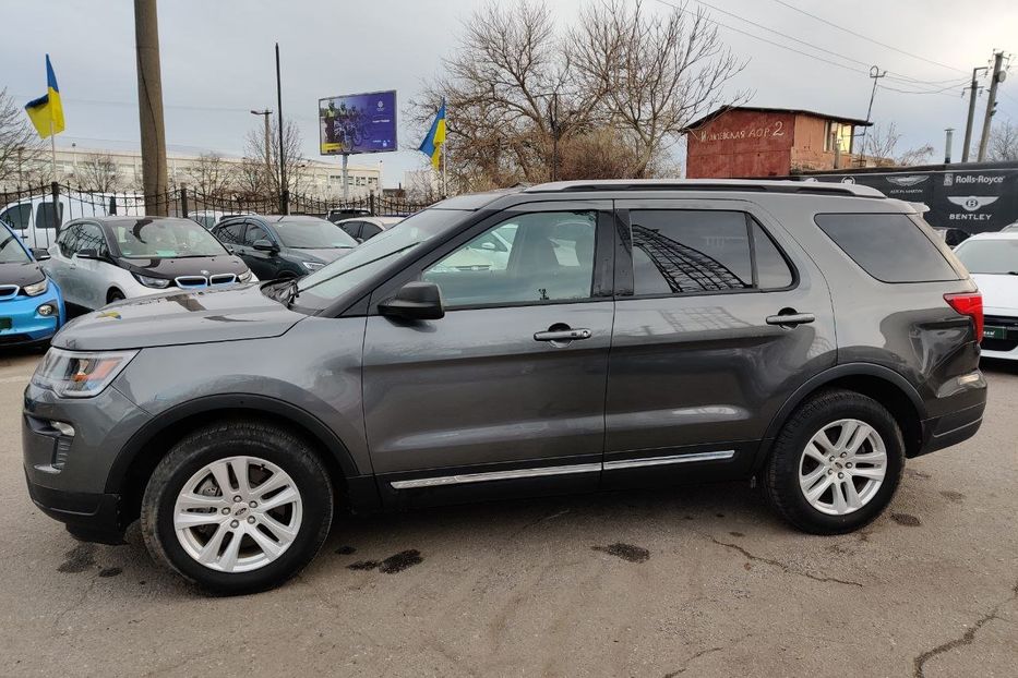 Продам Ford Explorer XLT 2017 года в Одессе