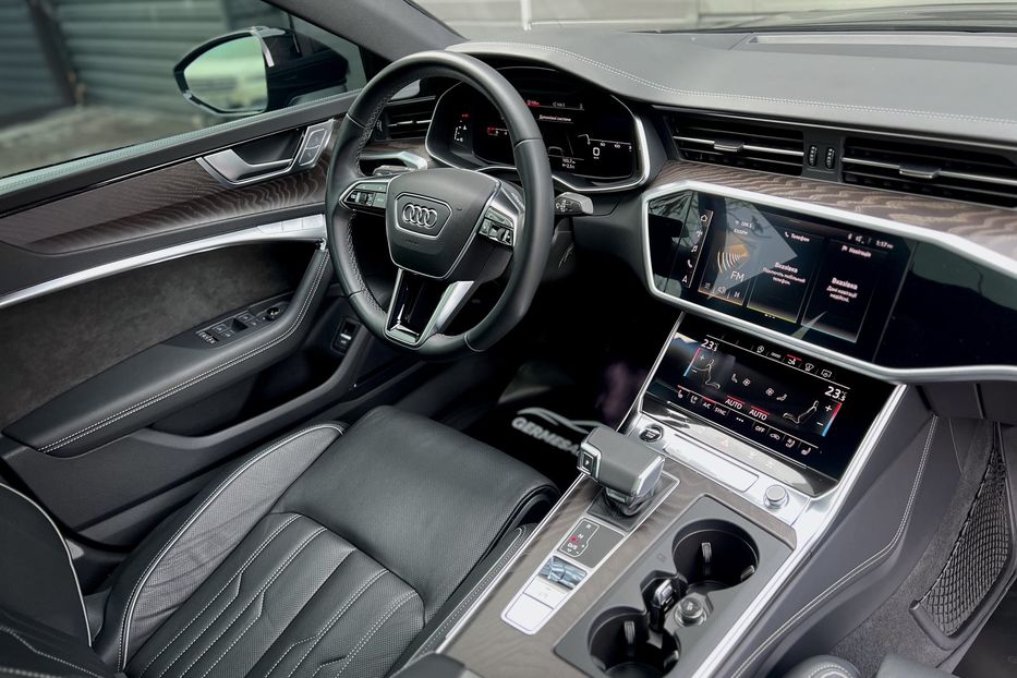 Продам Audi A7 Sportback 55 TFSI Quattro  2021 года в Киеве