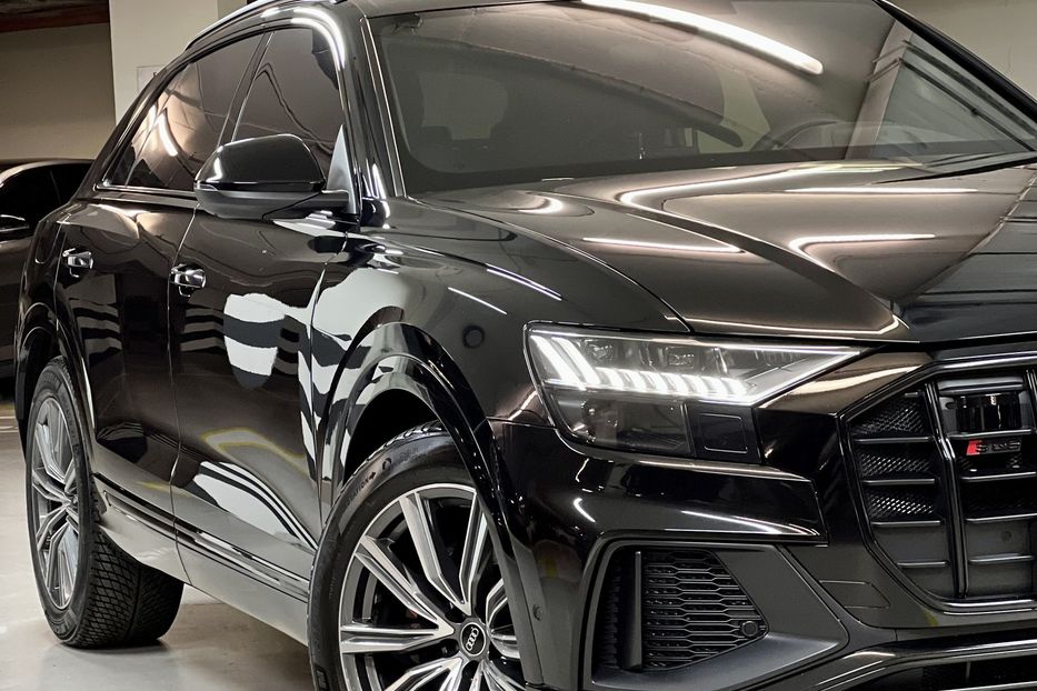 Продам Audi SQ 8 2022 года в Киеве