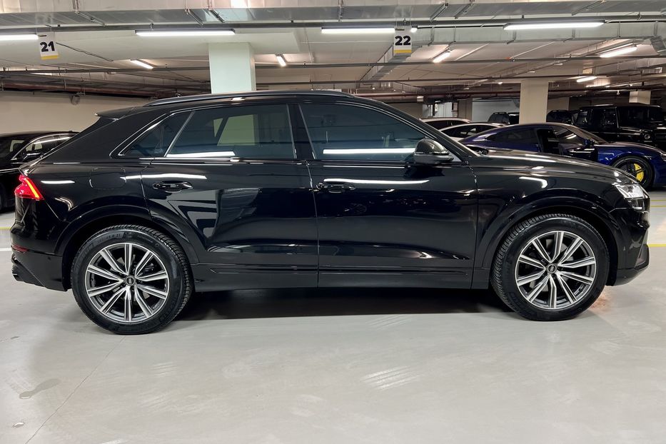 Продам Audi SQ 8 2022 года в Киеве