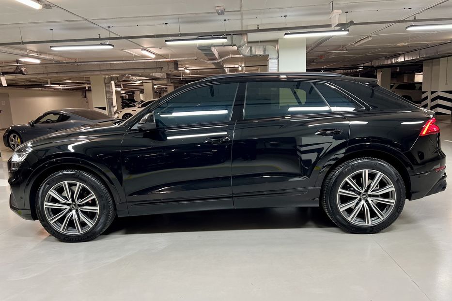 Продам Audi SQ 8 2022 года в Киеве