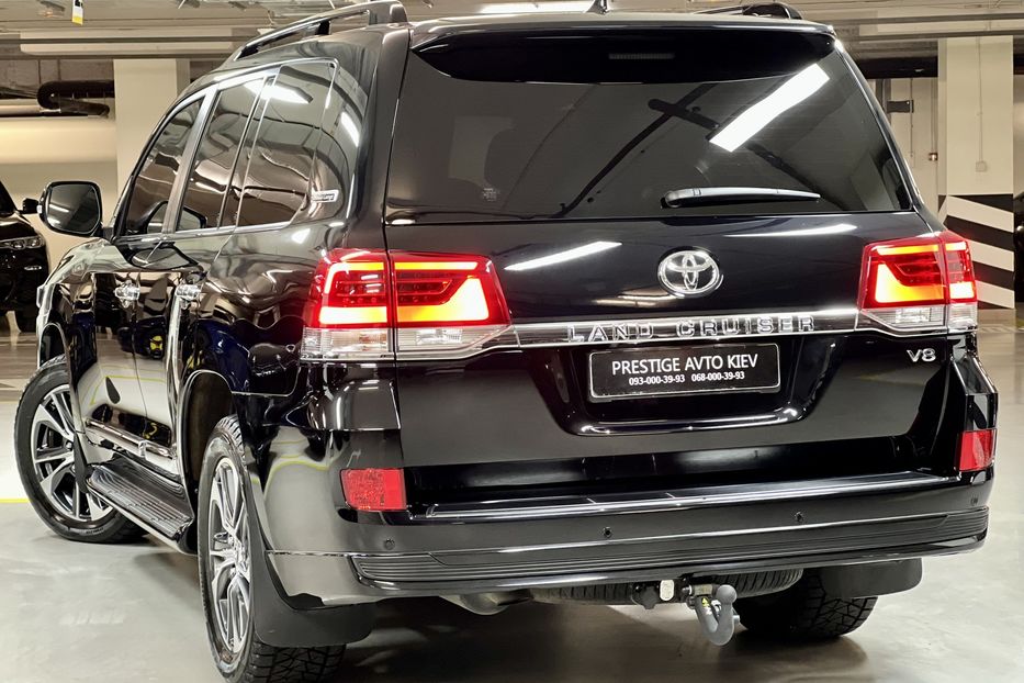 Продам Toyota Land Cruiser 200 Executive Lounge  2020 года в Киеве