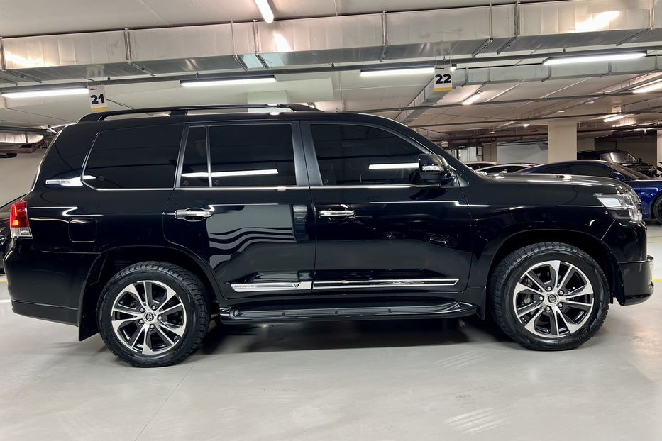 Продам Toyota Land Cruiser 200 Executive Lounge  2020 года в Киеве