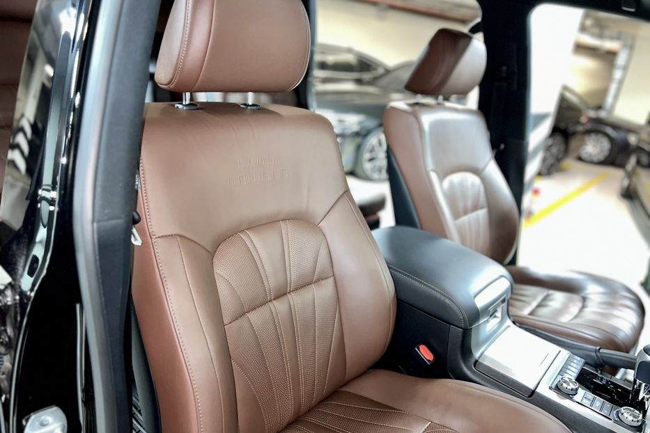 Продам Toyota Land Cruiser 200 Executive Lounge  2020 года в Киеве