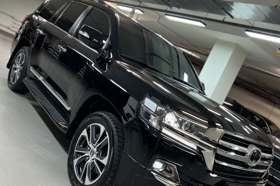 Продам Toyota Land Cruiser 200 Executive Lounge  2020 года в Киеве