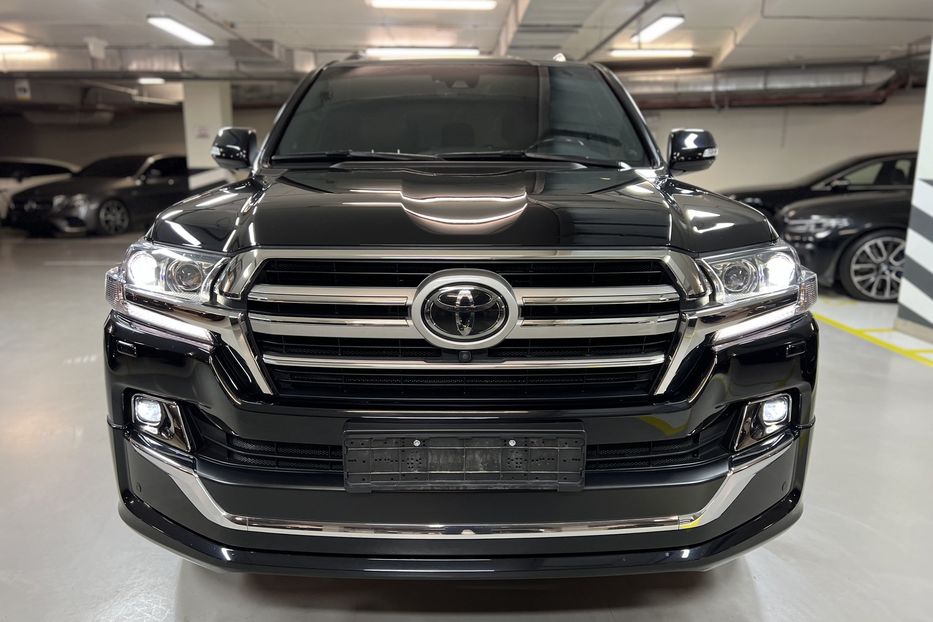 Продам Toyota Land Cruiser 200 Executive Lounge  2020 года в Киеве