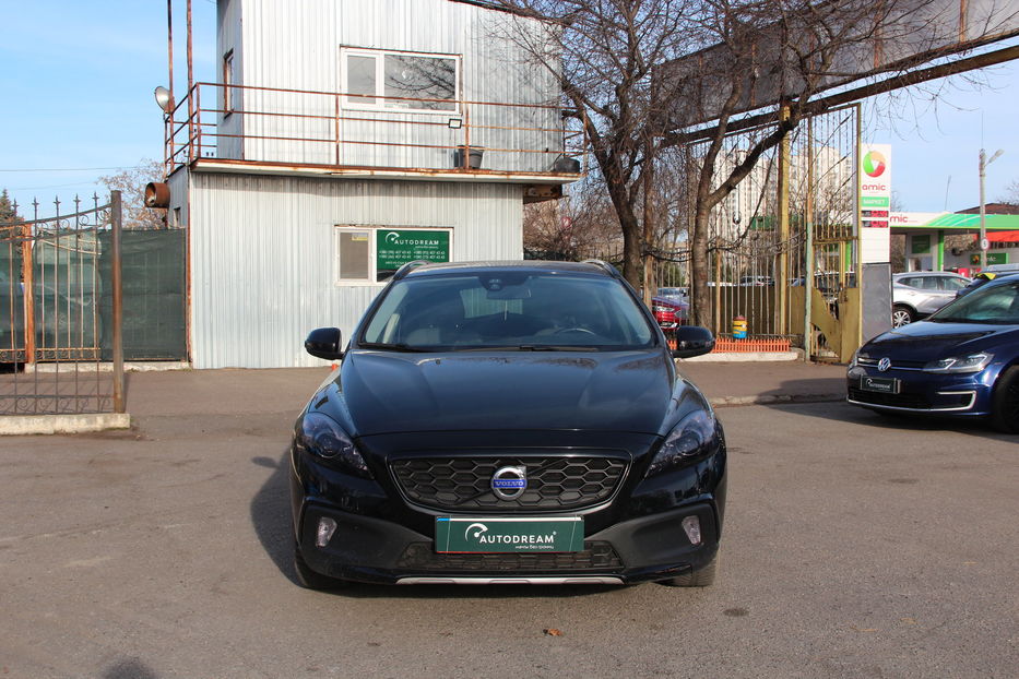 Продам Volvo V40 Cross-Country 2013 года в Одессе