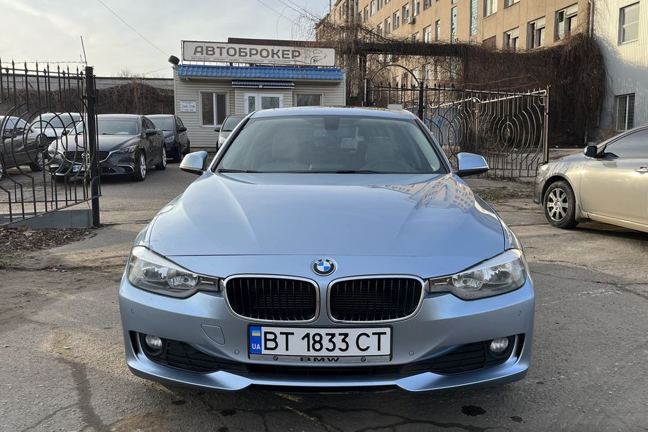 Продам BMW 320 i 2015 года в Николаеве