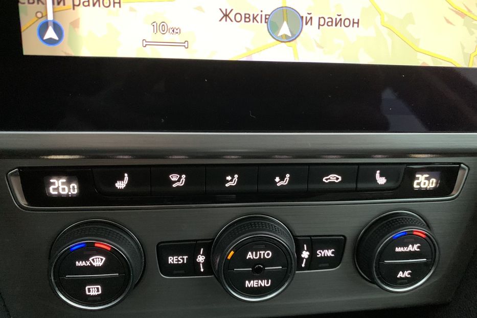 Продам Volkswagen Passat B8 150к.с. Підігрів керма,Камера 2020 года в Львове