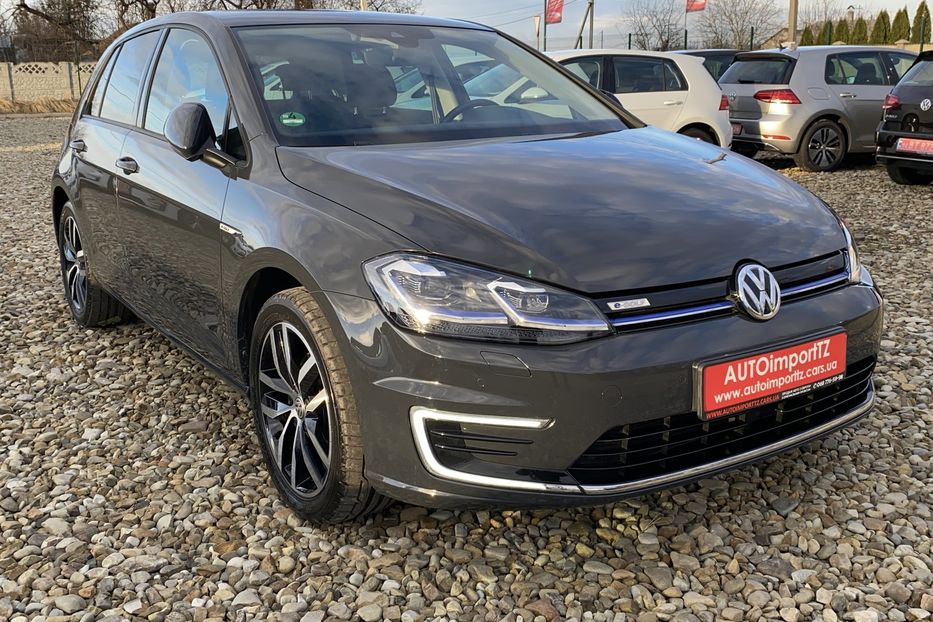 Продам Volkswagen e-Golf 35.8 kWh FULL LED,Камера,Круїз 2020 года в Львове