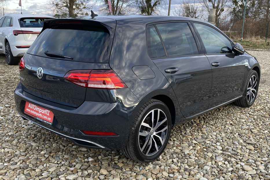 Продам Volkswagen e-Golf 35.8 kWh FULL LED,Камера,Круїз 2020 года в Львове