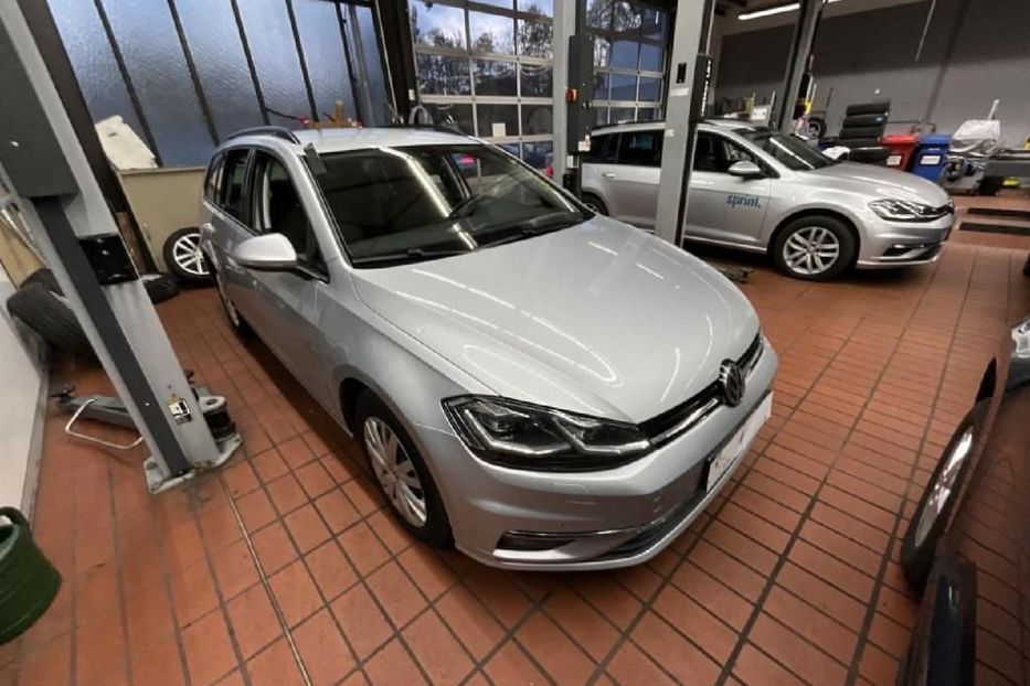 Продам Volkswagen Golf VII  Comfortline 2.0 TDI BlueMotio 2020 года в Львове