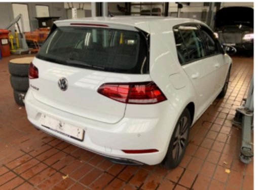 Продам Volkswagen e-Golf Comfortline electric 100kW 2020 года в Львове