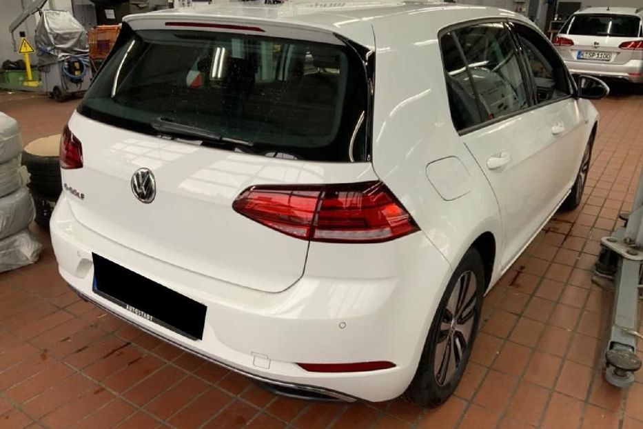 Продам Volkswagen e-Golf Comfortline 100kW  ccs 2020 года в Львове