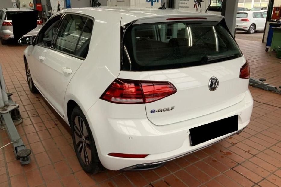 Продам Volkswagen e-Golf Comfortline 100kW  ccs 2020 года в Львове