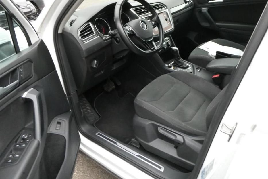 Продам Volkswagen Tiguan Highline 4Motion 2.0 TDI 140kW 2019 года в Львове