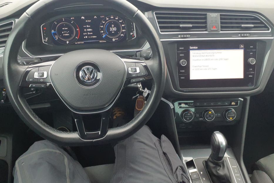 Продам Volkswagen Tiguan Highline 4Motion 2.0 TDI 110kW 2020 года в Львове