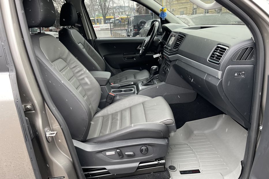 Продам Volkswagen Amarok V6 3,0TD 2019 года в Киеве