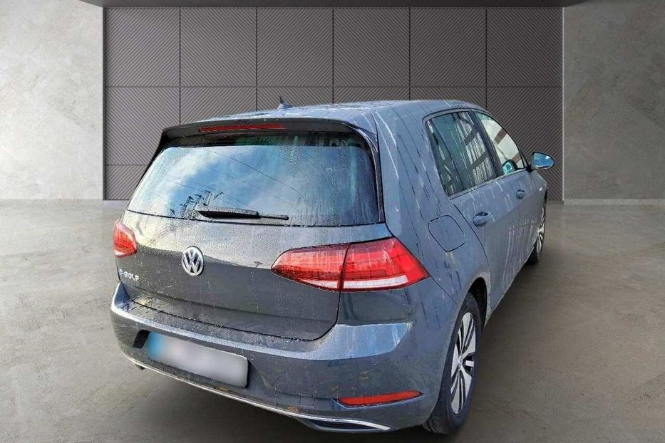 Продам Volkswagen e-Golf Comfortline electric 100kW 2020 года в Львове