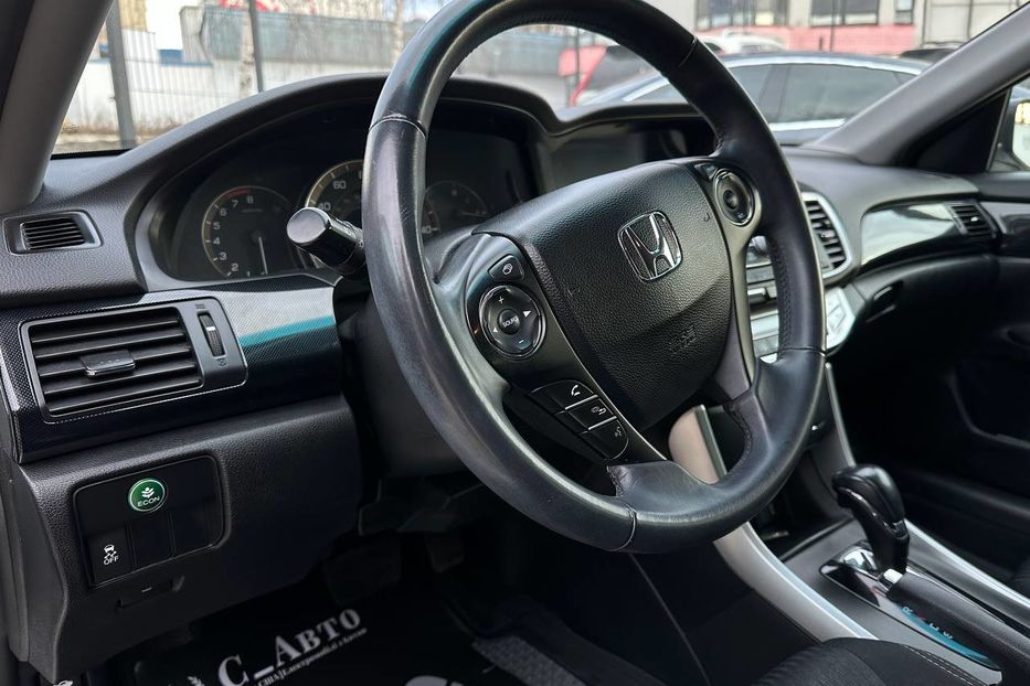 Продам Honda Accord Sport 2015 года в Черновцах