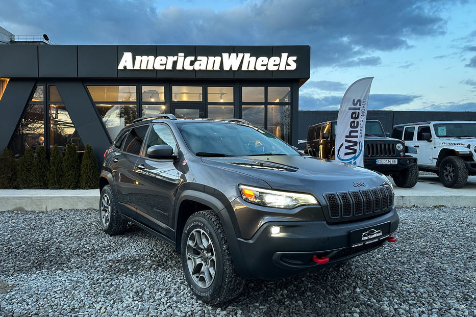 Продам Jeep Cherokee TRAILHAWK 2020 года в Черновцах