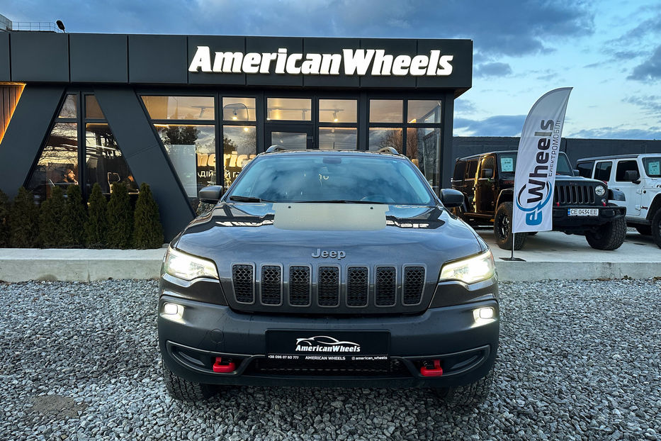 Продам Jeep Cherokee TRAILHAWK 2020 года в Черновцах