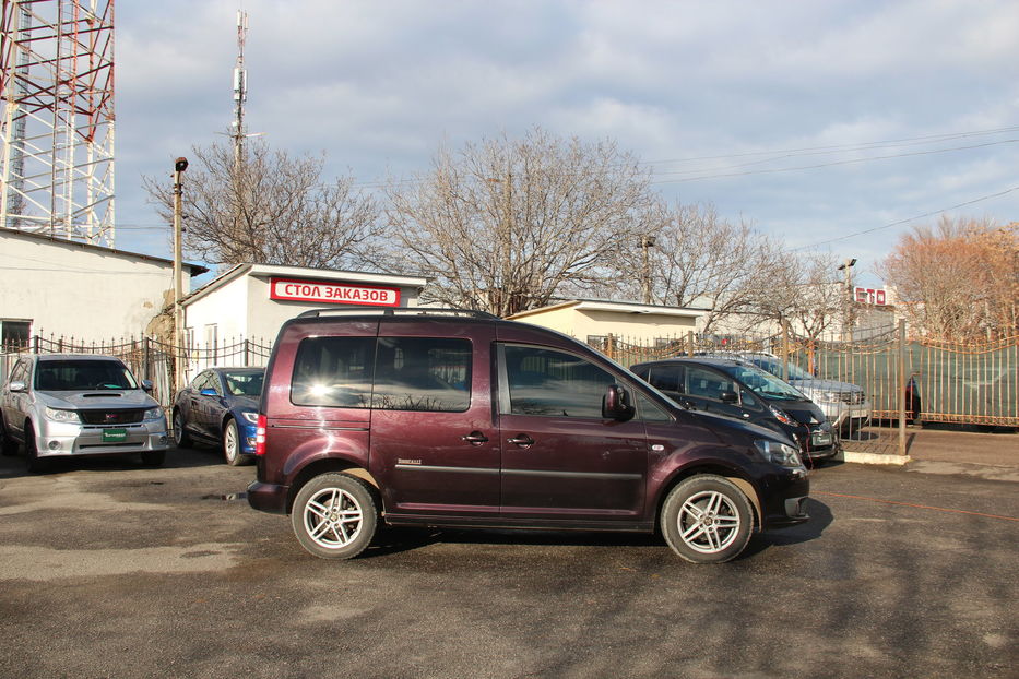 Продам Volkswagen Caddy пасс. 2011 года в Одессе